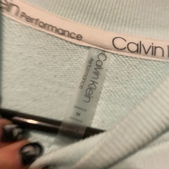 Sweater - Picture 3 of 3